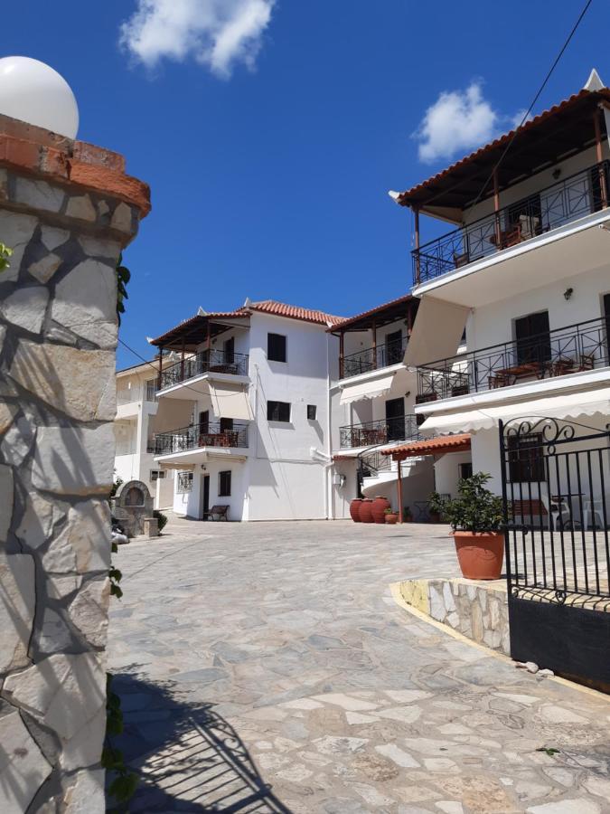 Zaga Apartments - Flats Koroni  Luaran gambar