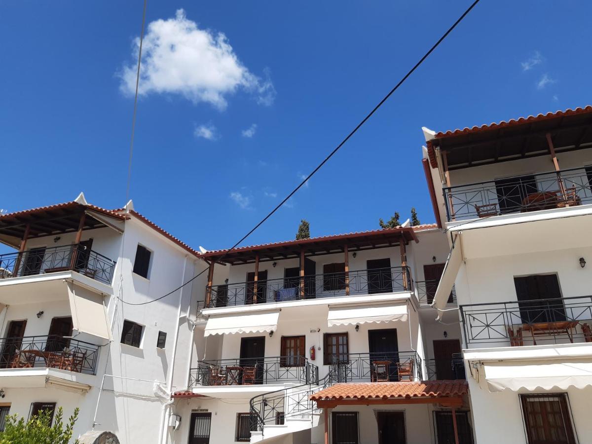 Zaga Apartments - Flats Koroni  Luaran gambar